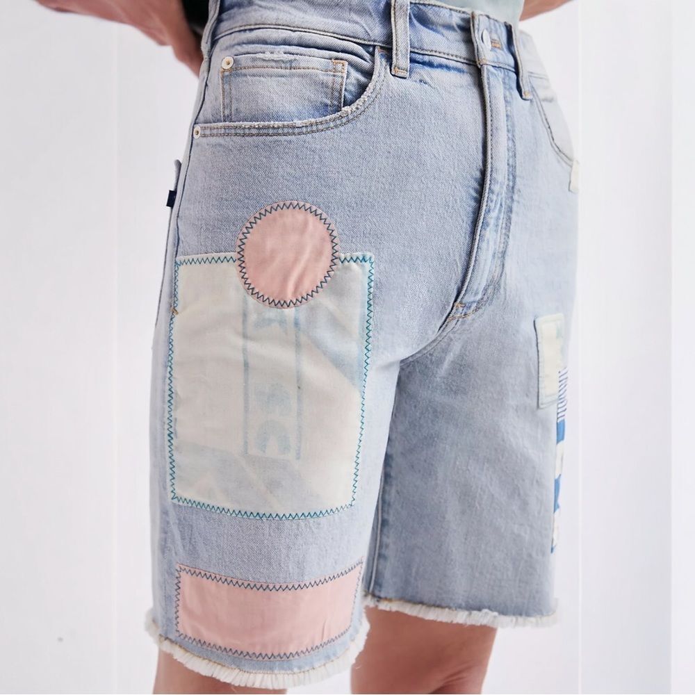 Anthropologie Pilcro High Rise Patchwork Bermuda Shorts Size 28 Light Wash Jorts